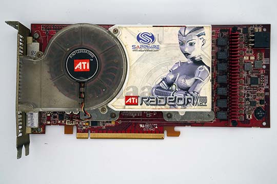 蓝宝石SAPPHIRE Radeon X1900XT 256MB 显示卡（ATI Radeon X1900XT芯片）